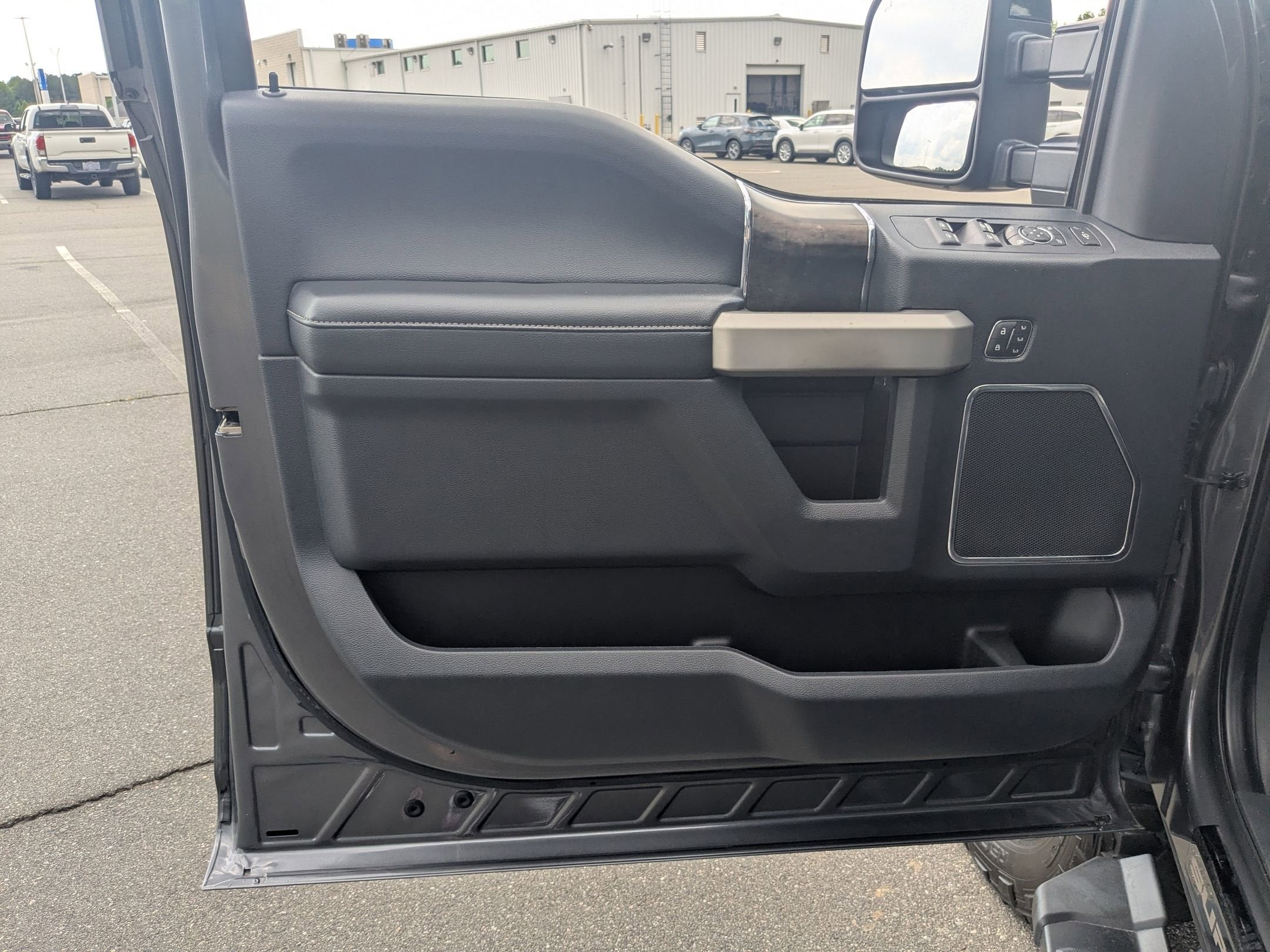 2022 Ford Super Duty F-250 SRW XL