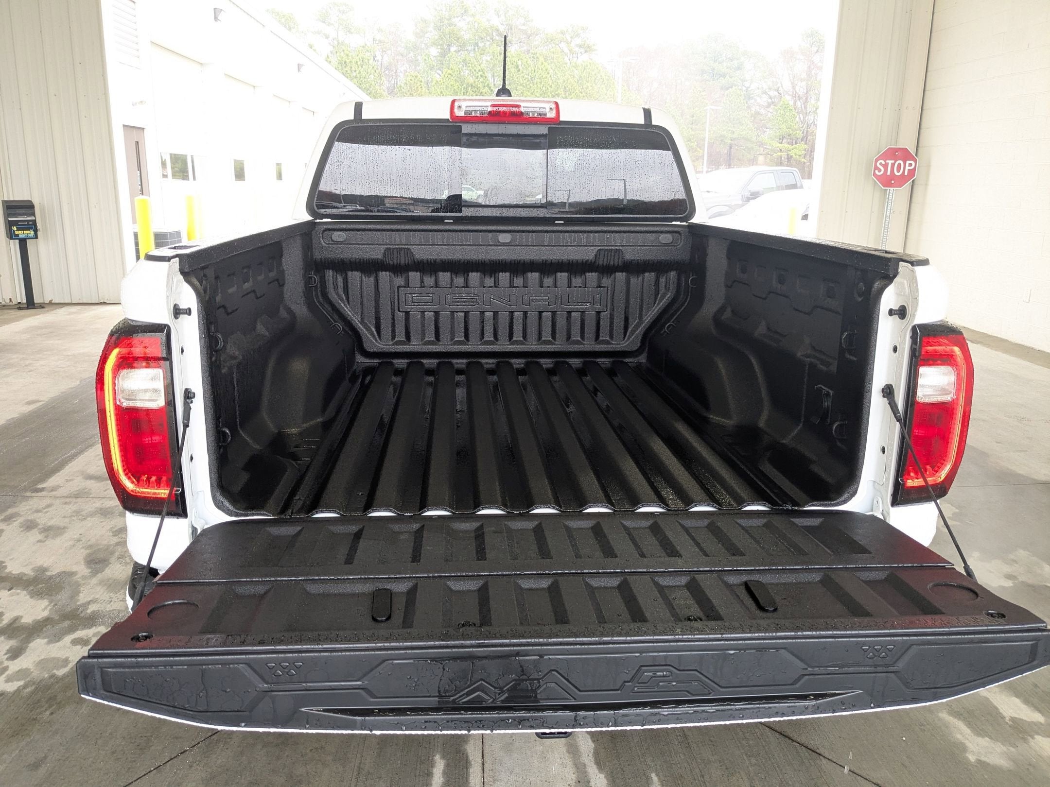 2024 GMC Canyon Denali