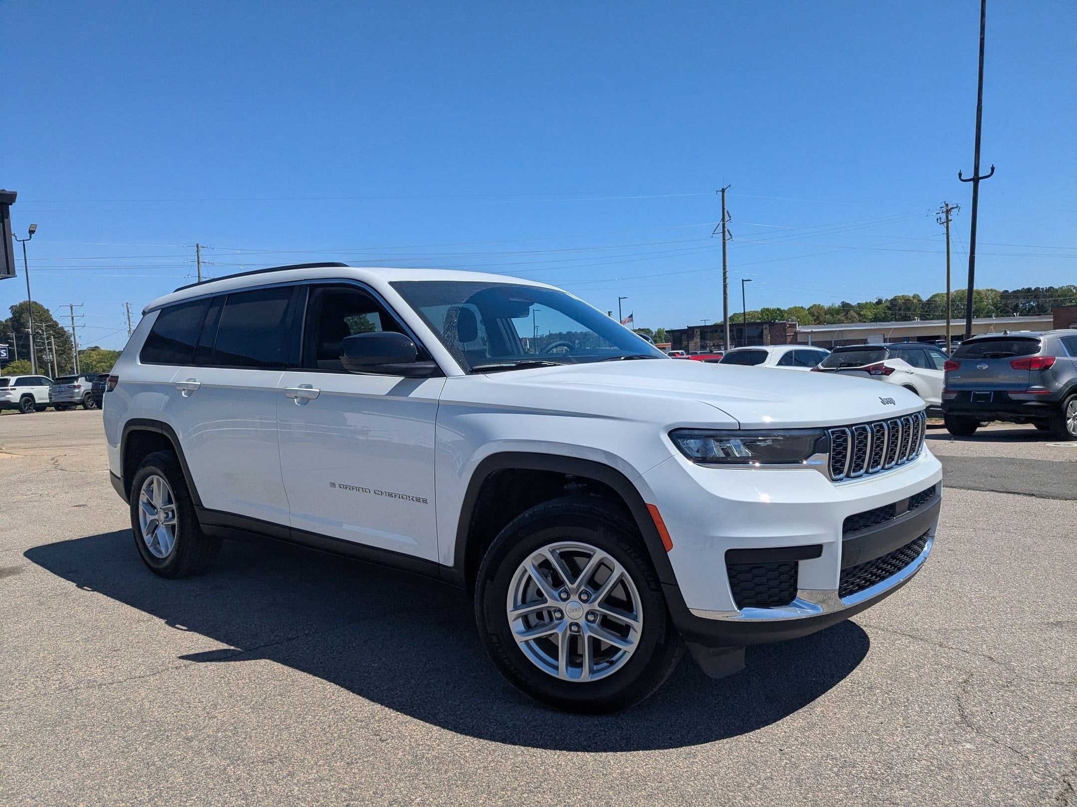 2025 Jeep Grand Cherokee L Laredo X 4x4