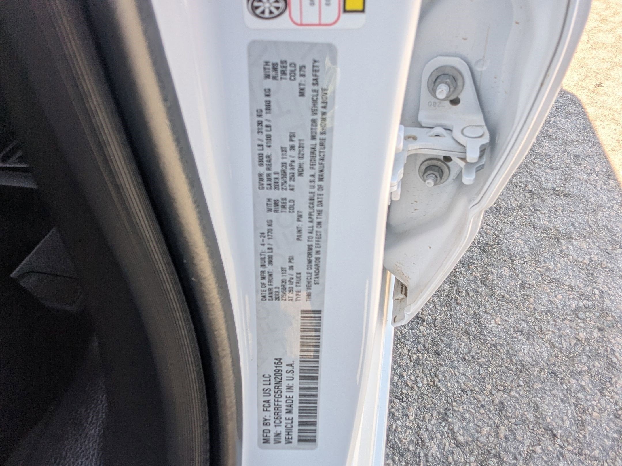 2024 RAM 1500 Big Horn Crew Cab 4x4 5'7' Box