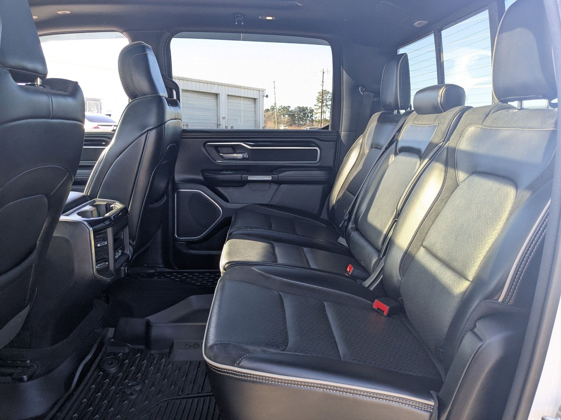 2021 RAM 1500 Laramie Crew Cab 4x4 5'7' Box