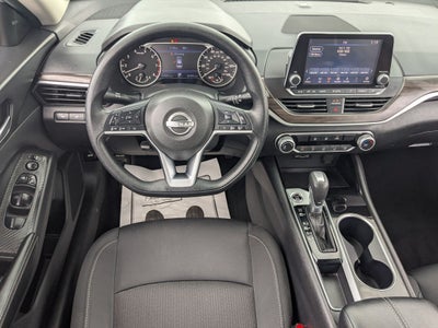 2024 Nissan Altima SV FWD