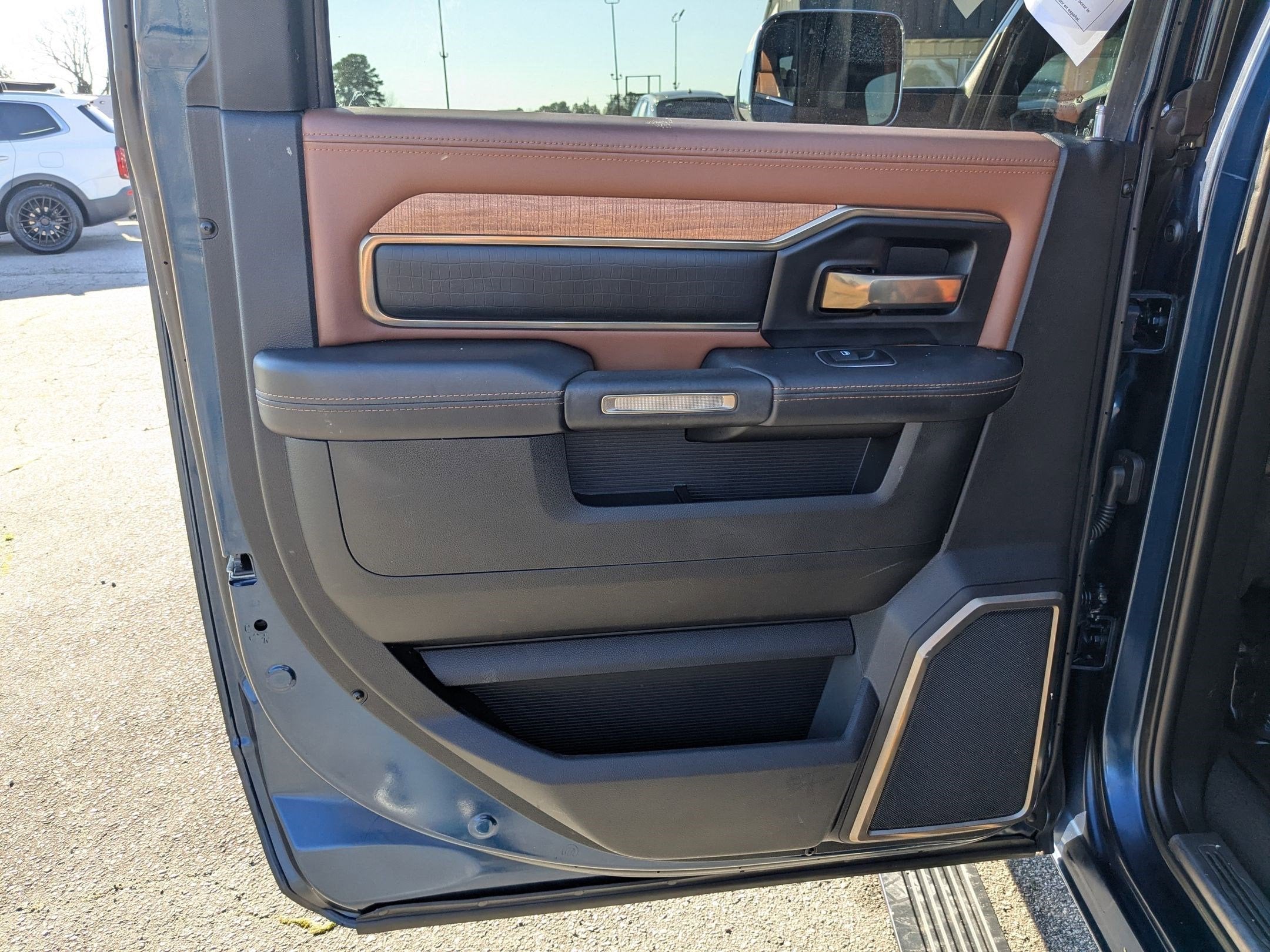 2022 RAM 3500 Limited Longhorn Crew Cab 4x4 8' Box