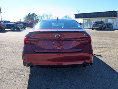 2019 Toyota Avalon XSE