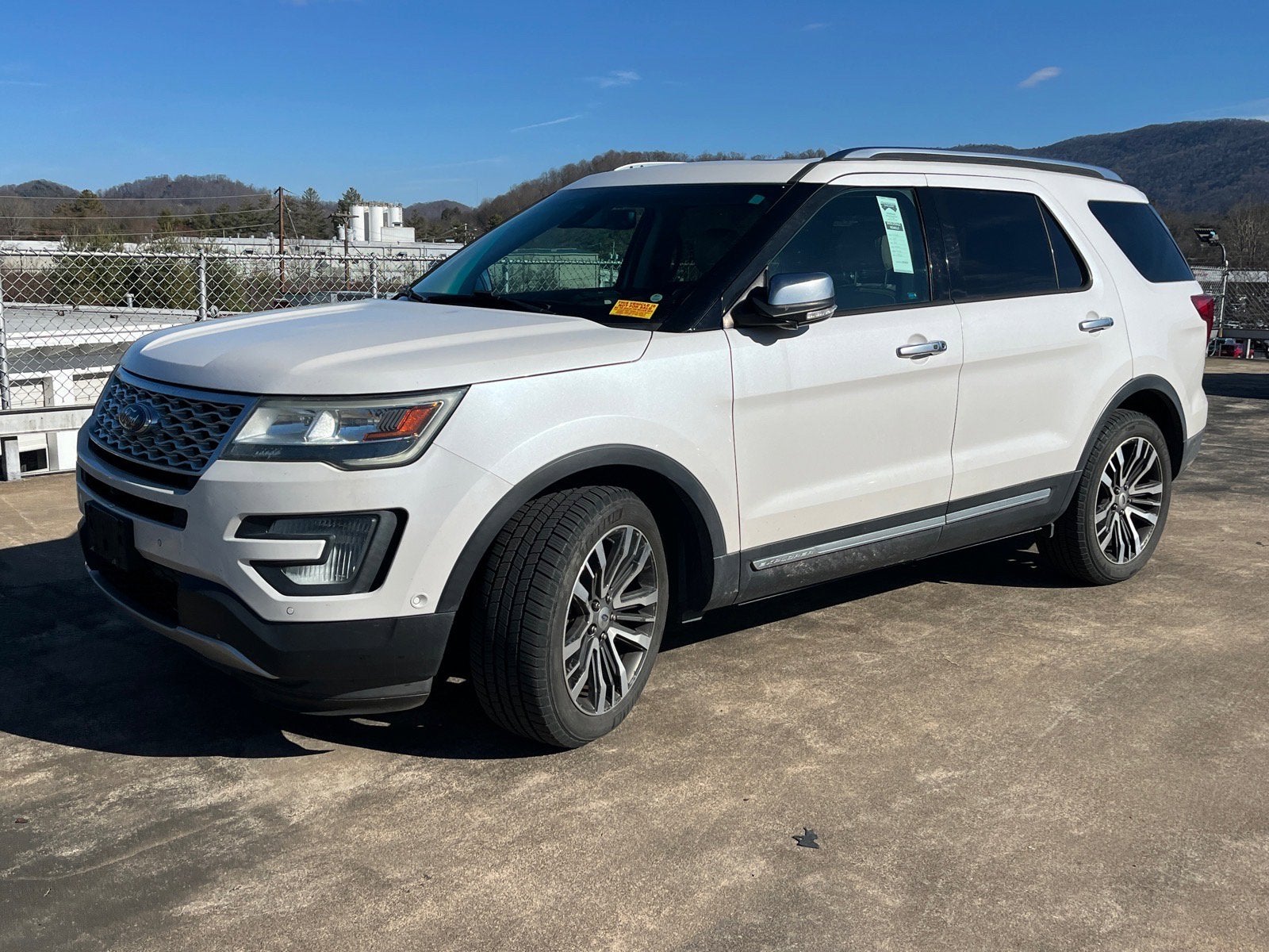2017 Ford Explorer Platinum