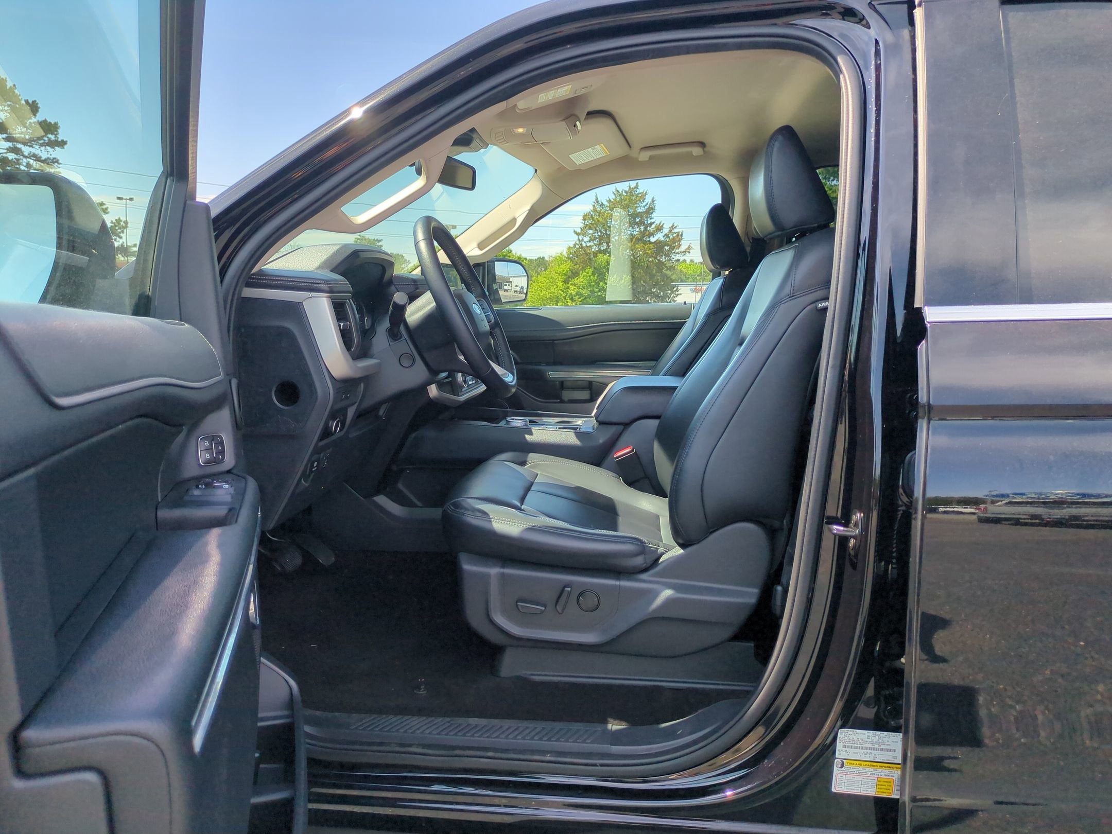 2023 Ford Expedition Max XLT