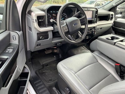2025 Ford Super Duty F-600 DRW XL
