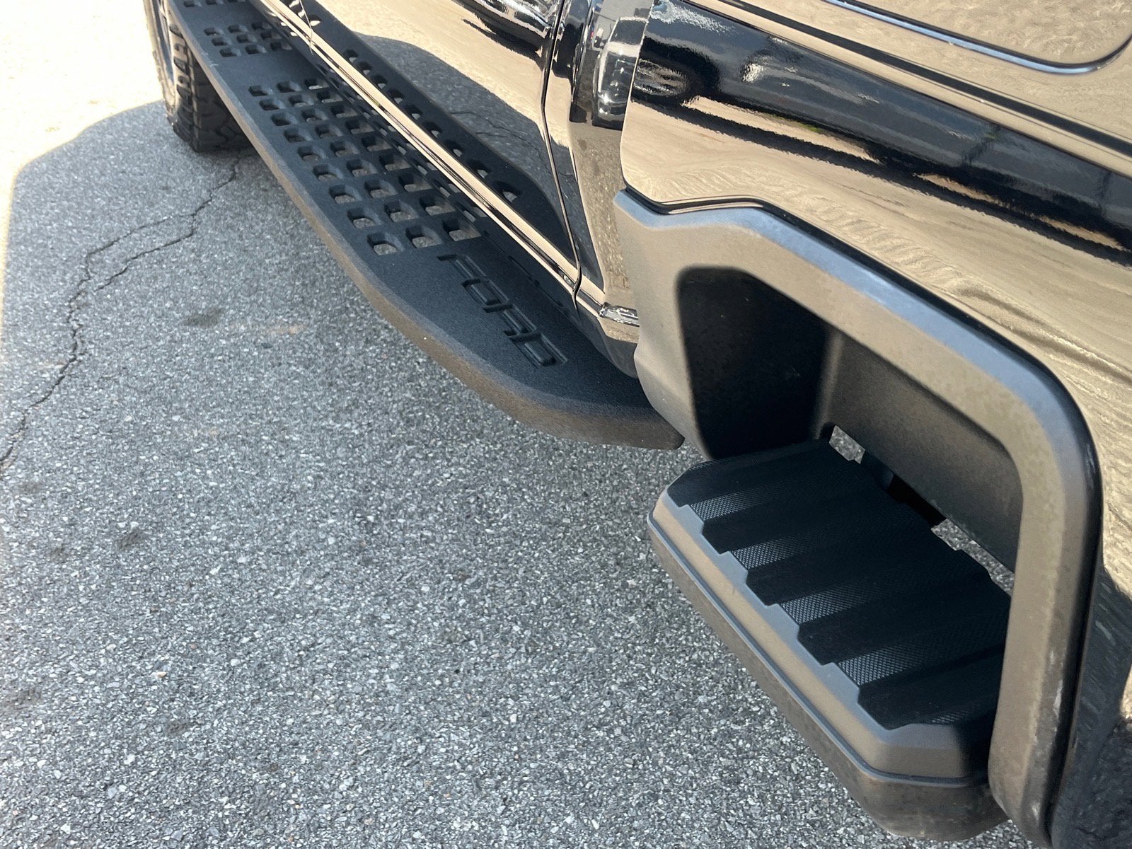 2024 Ford Super Duty F-350 SRW XLT