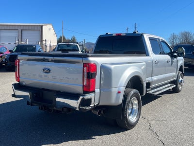 2023 Ford Super Duty F-350 DRW LARIAT