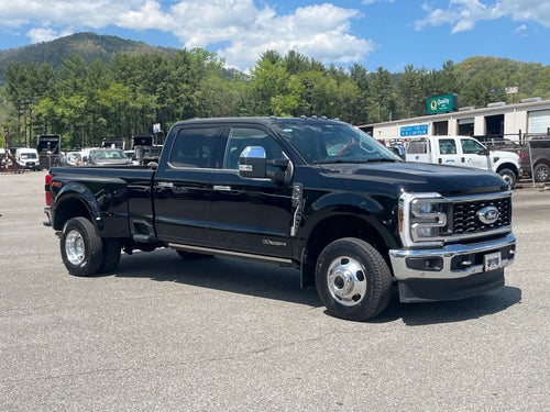 2024 Ford Super Duty F-350 DRW LARIAT