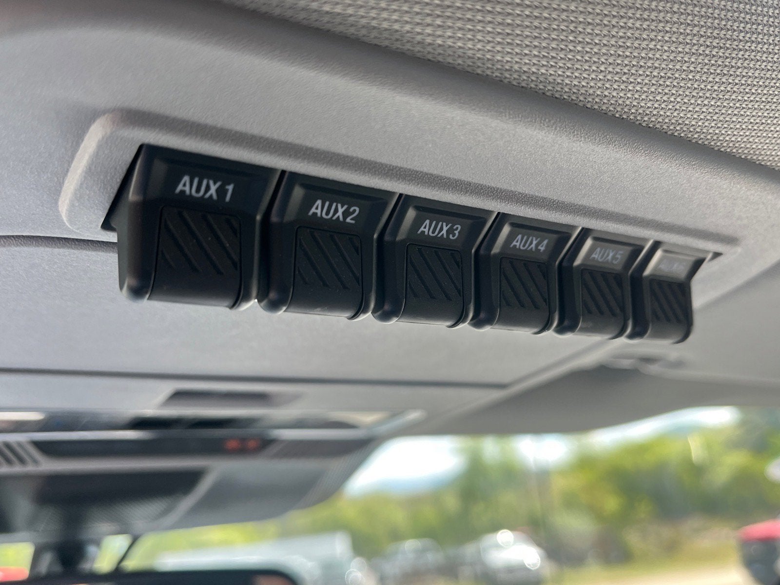 2024 Ford Super Duty F-350 DRW LARIAT