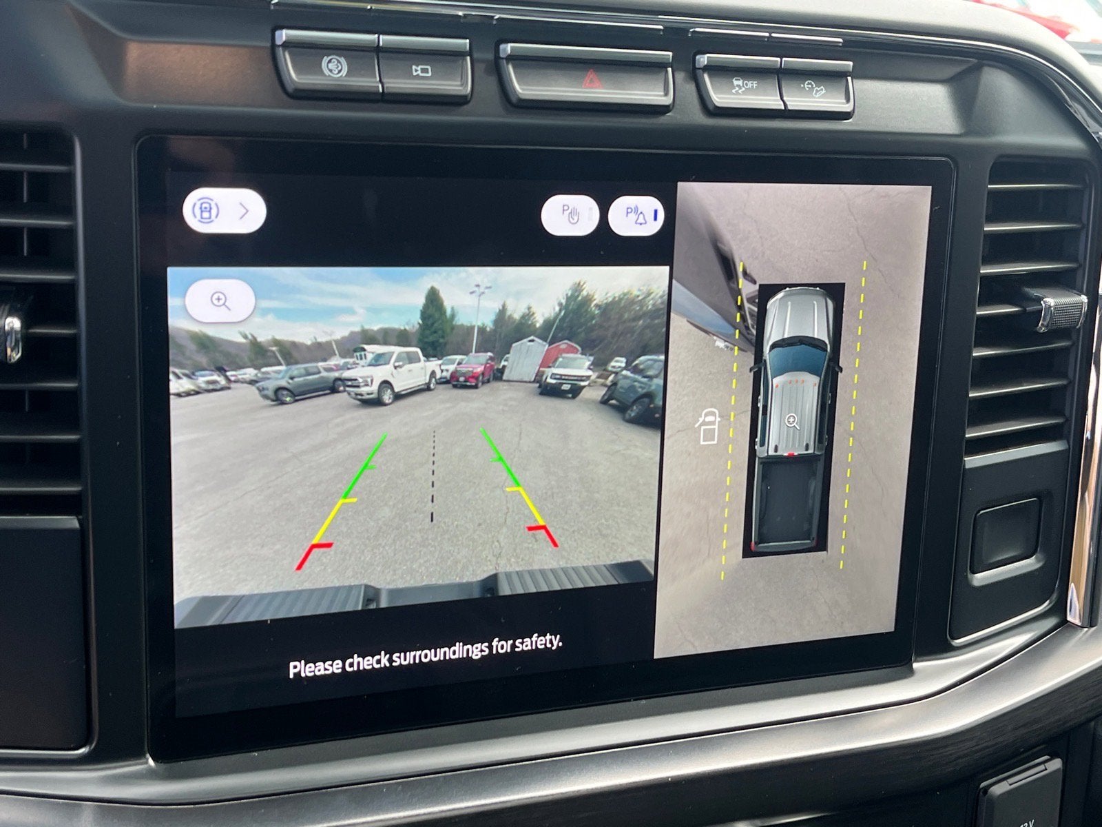 2023 Ford Super Duty F-450 DRW LARIAT