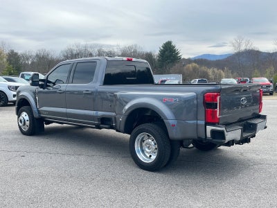 2023 Ford Super Duty F-450 DRW LARIAT