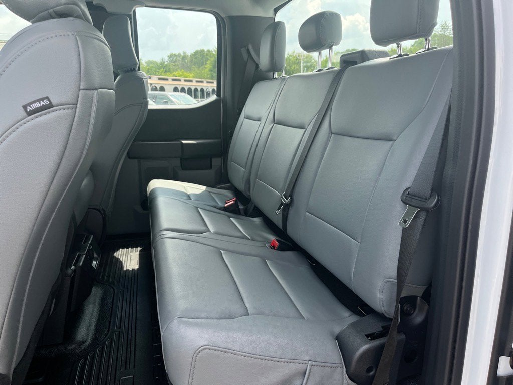 2025 Ford Super Duty F-350 SRW XL