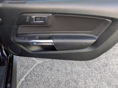 2020 Ford Mustang EcoBoost