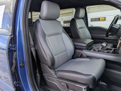 2022 Ford F-150 Lightning LARIAT