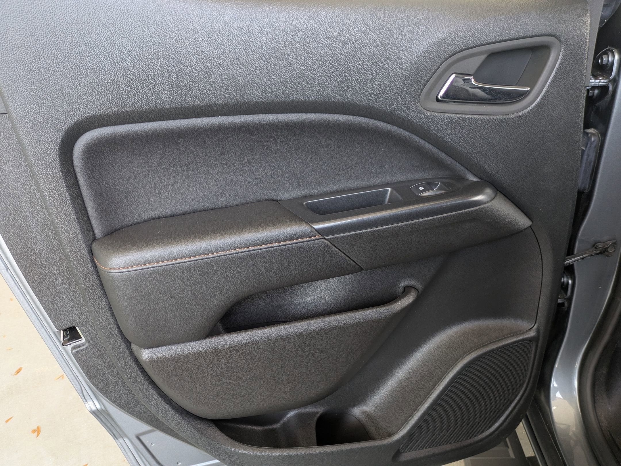 2022 GMC Canyon 4WD AT4 w/Leather