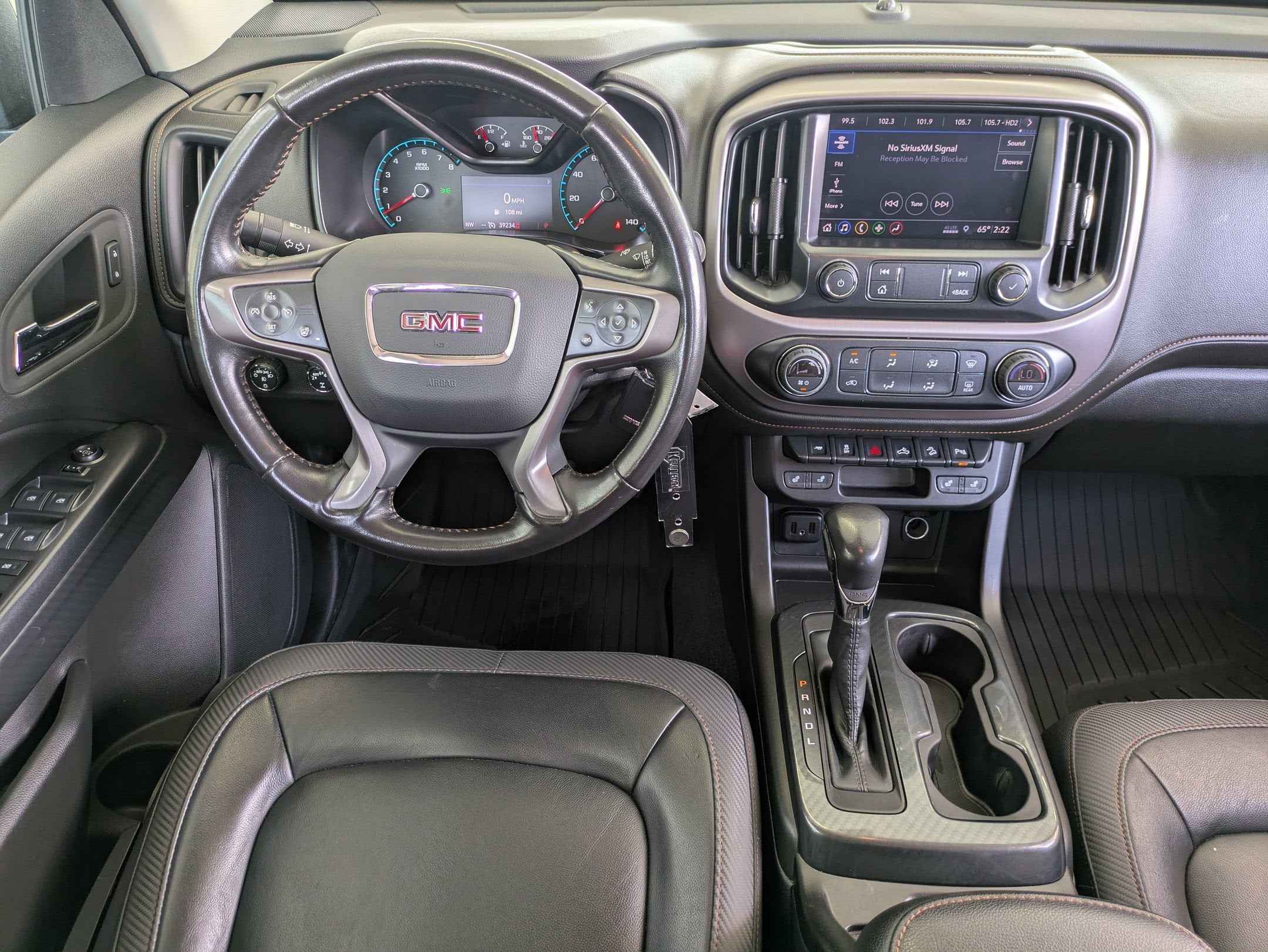 2022 GMC Canyon 4WD AT4 w/Leather