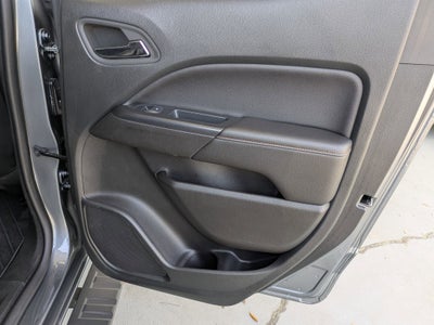 2022 GMC Canyon 4WD AT4 w/Leather