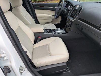 2023 Chrysler 300 Touring