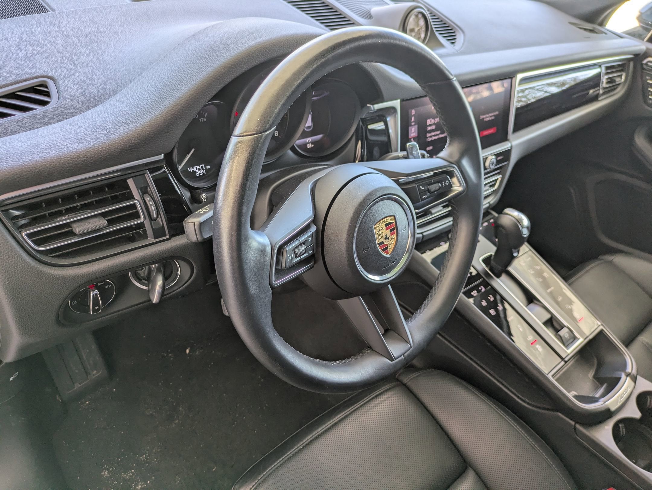 2024 Porsche Macan T