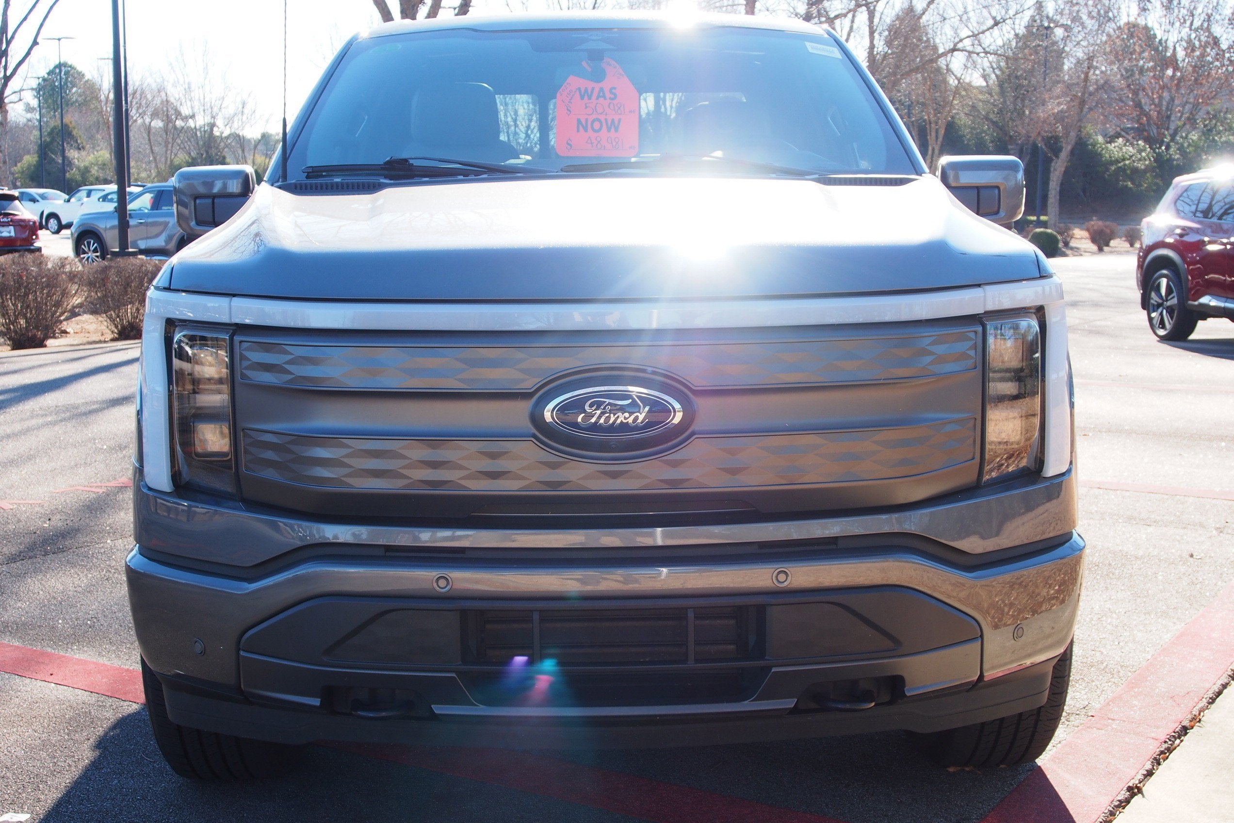 2023 Ford F-150 Lightning LARIAT