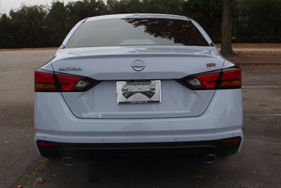 2025 Nissan Altima SR