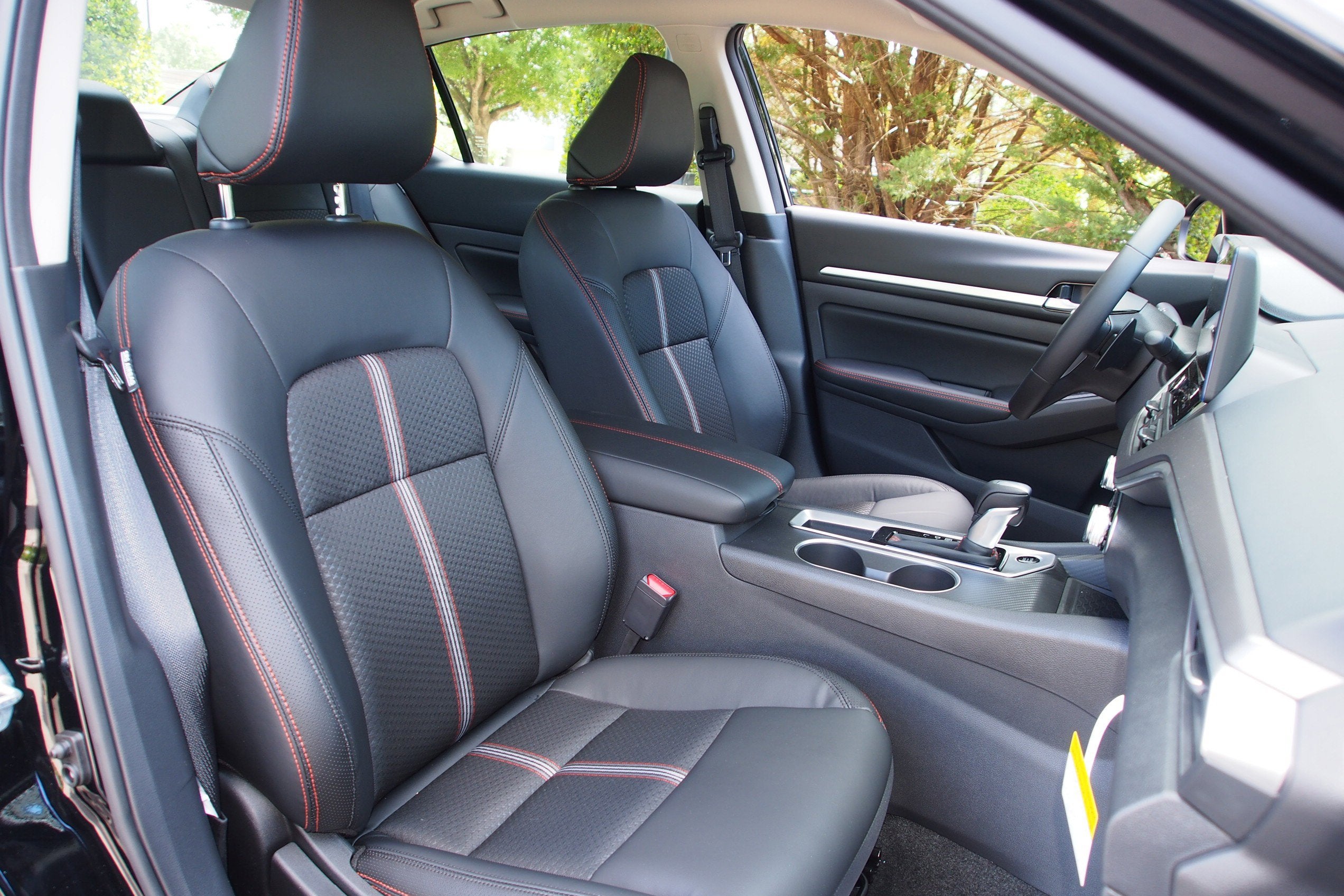 2026 Nissan Altima SR