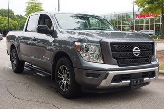 2022 Nissan Titan SV