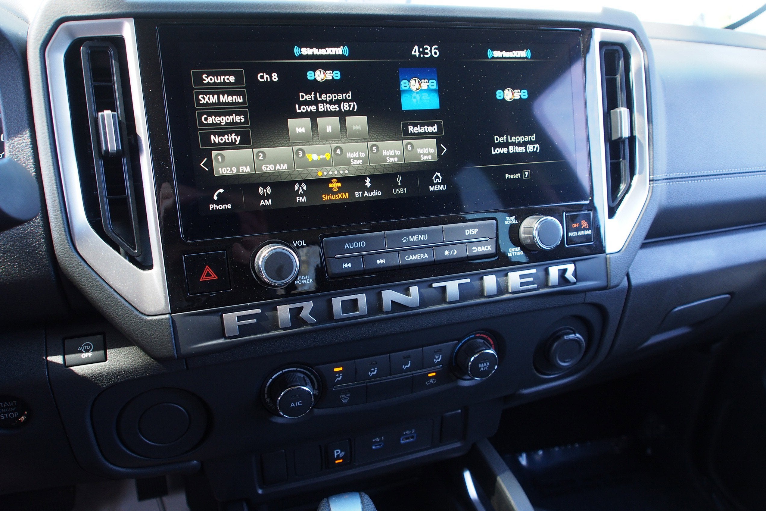 2026 Nissan Frontier SV