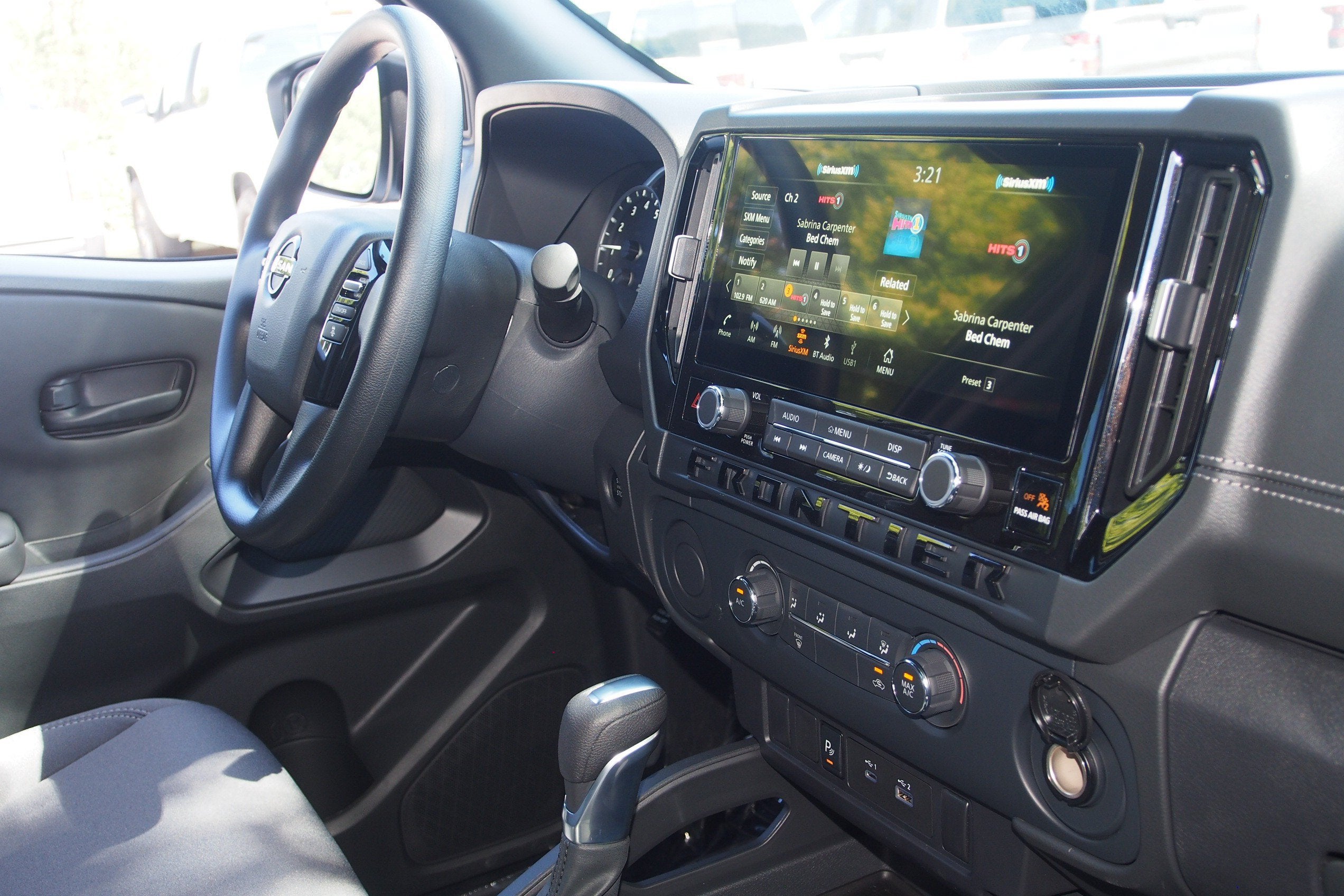 2027 Nissan Frontier SV