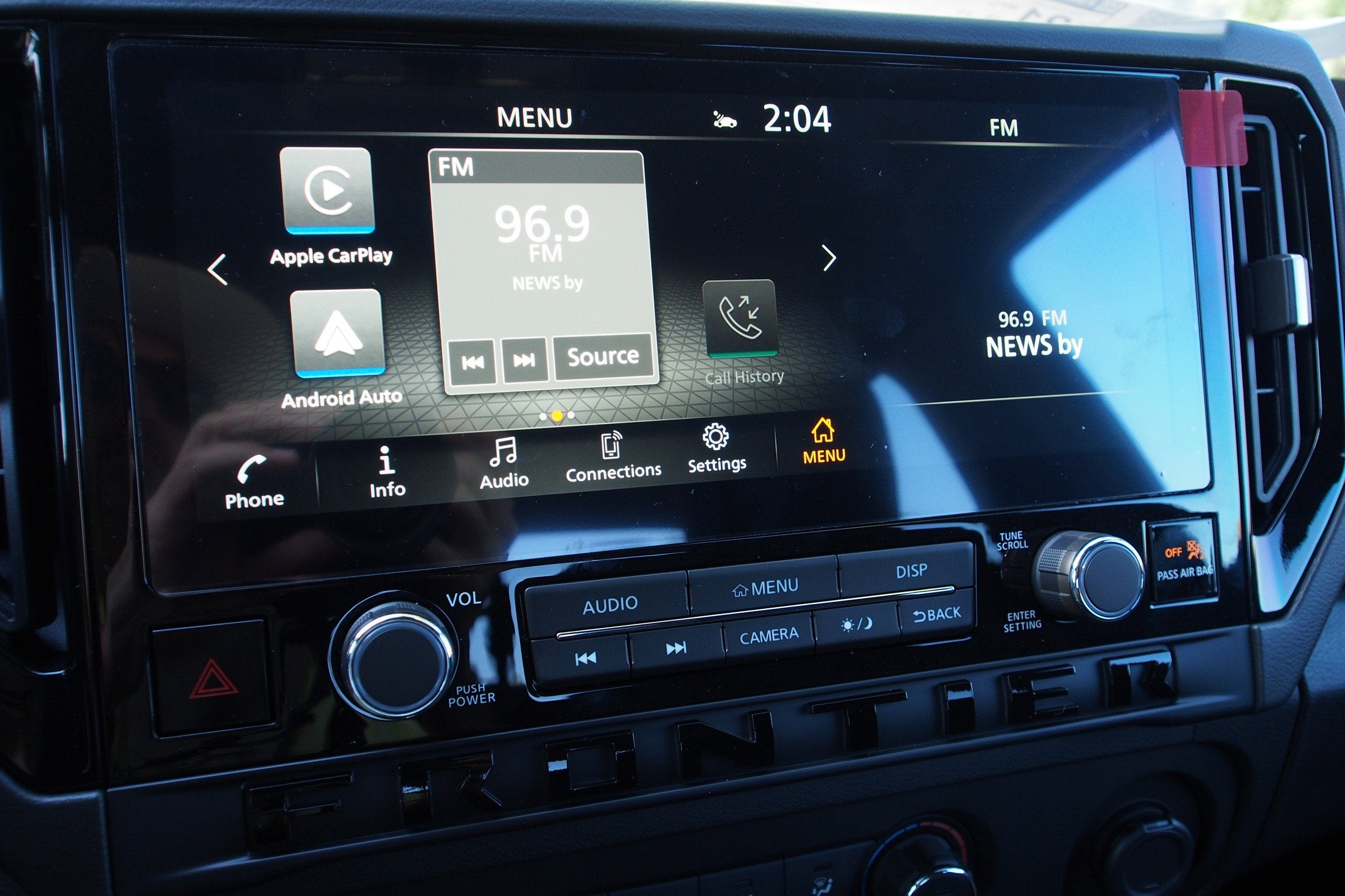 2026 Nissan Frontier SV