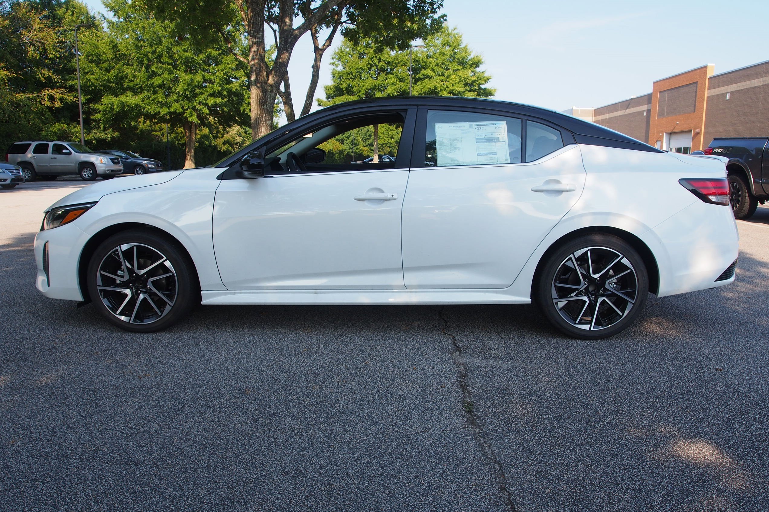 2025 Nissan Sentra SR
