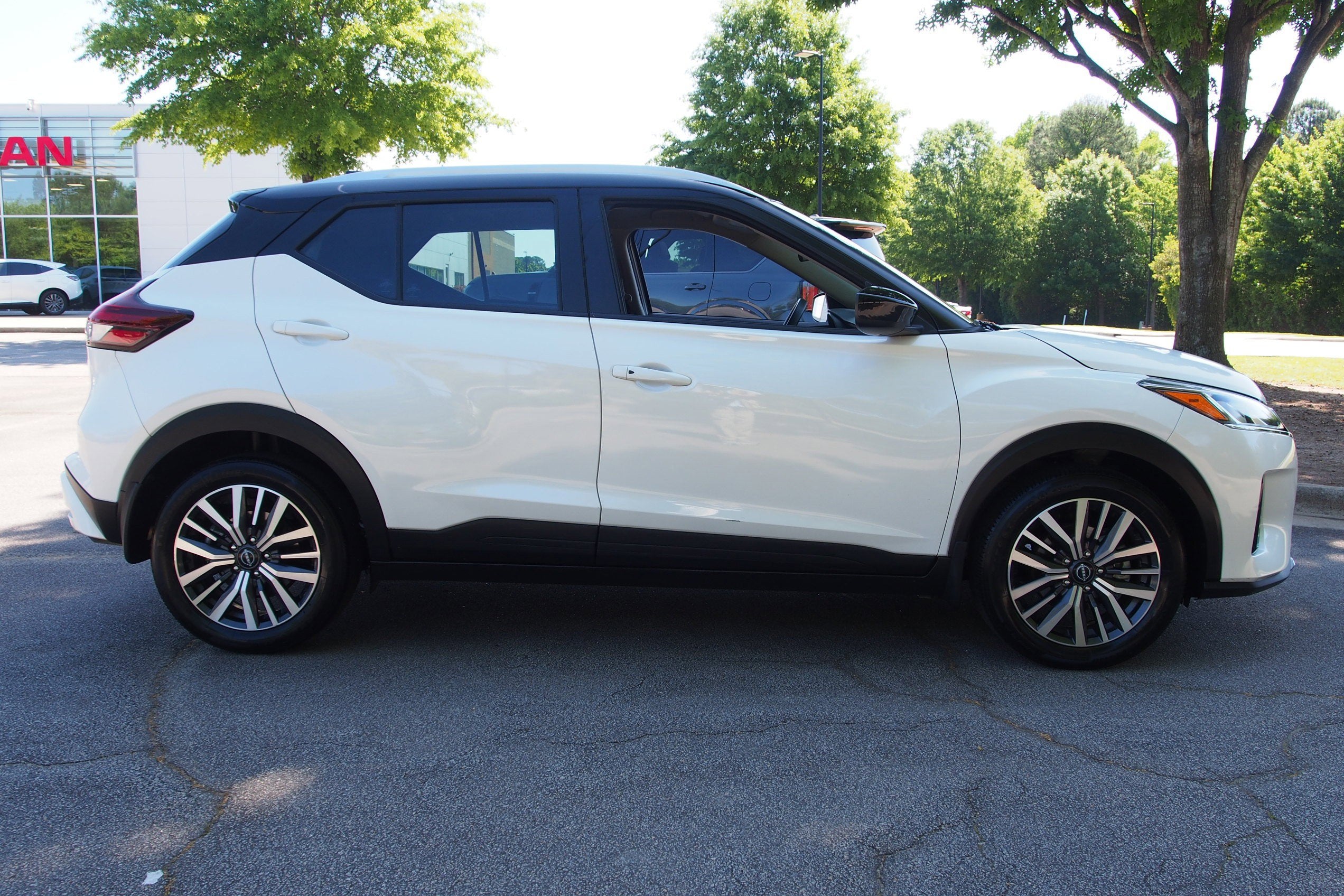 2024 Nissan Kicks SV