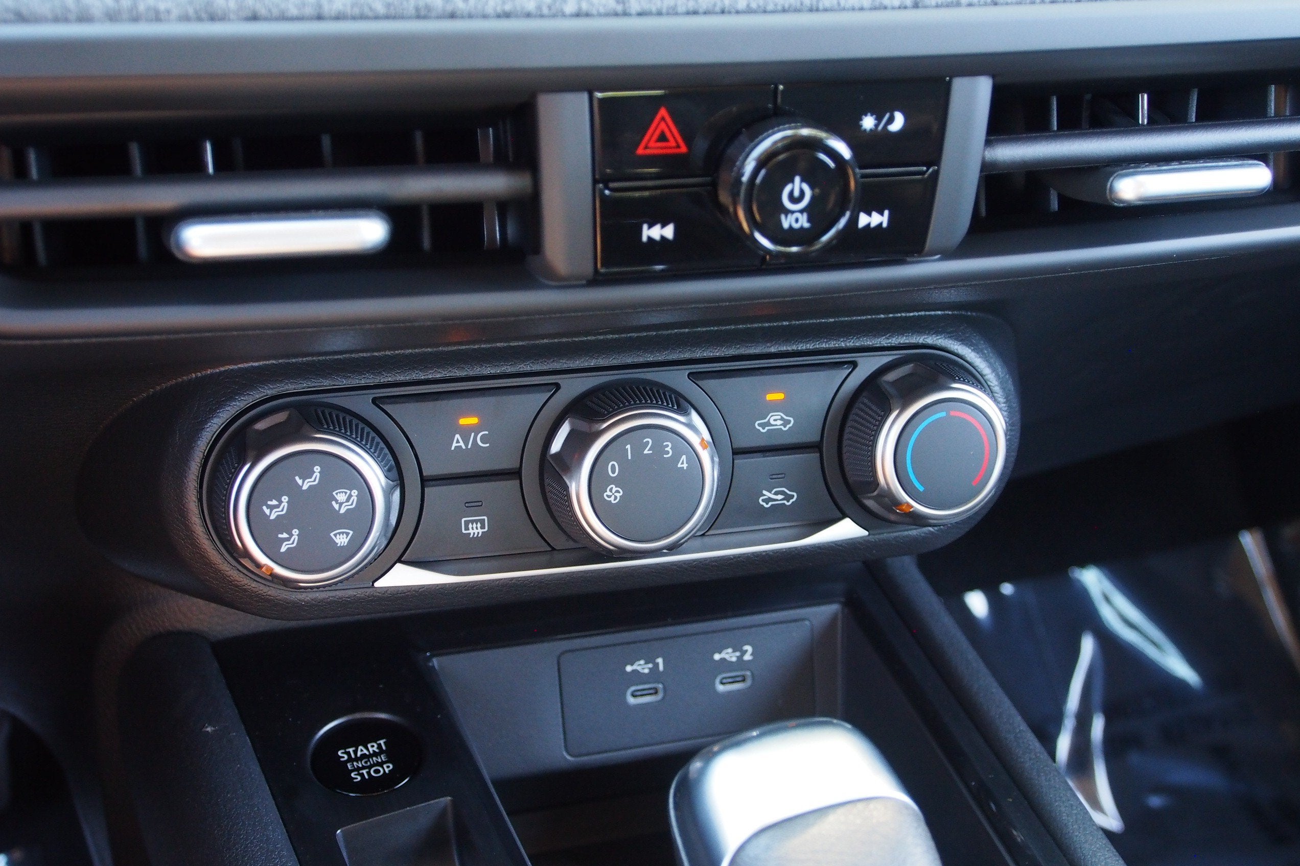 2027 Nissan Kicks S
