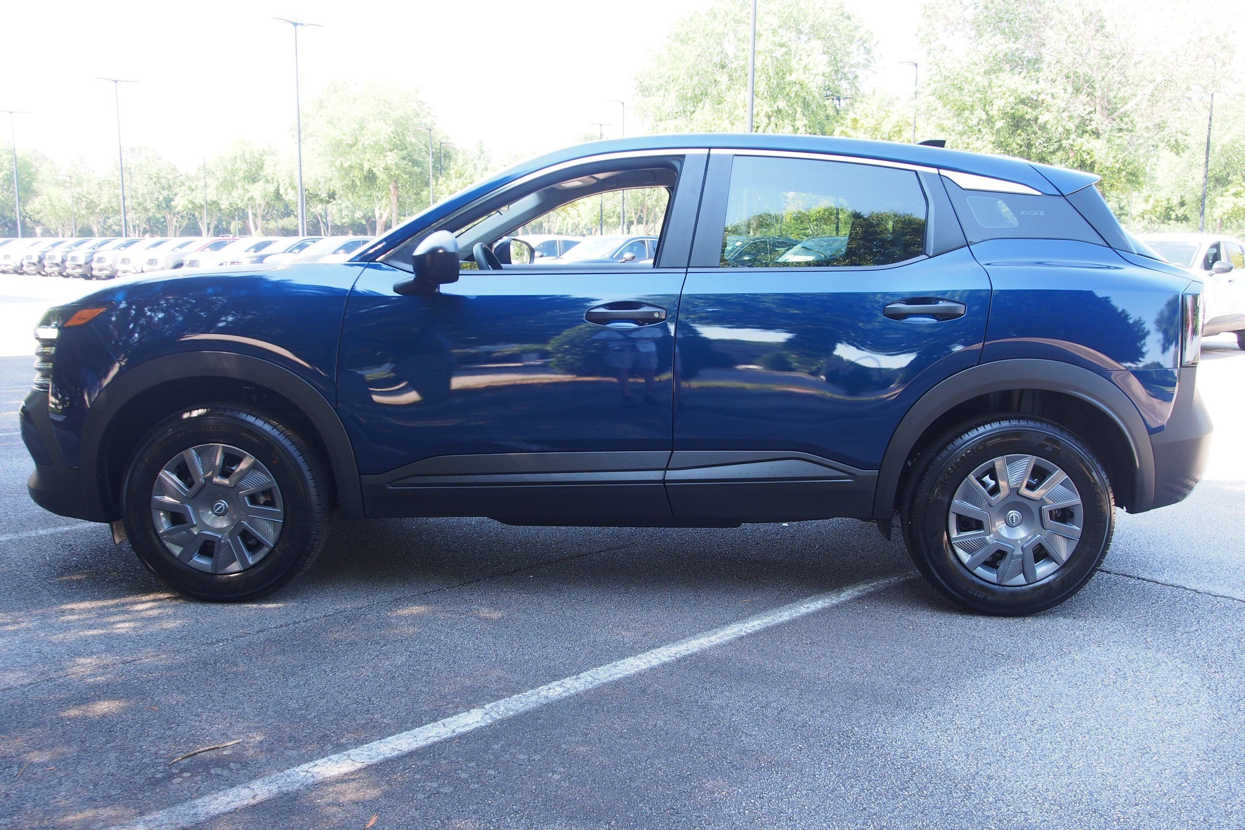 2026 Nissan Kicks S