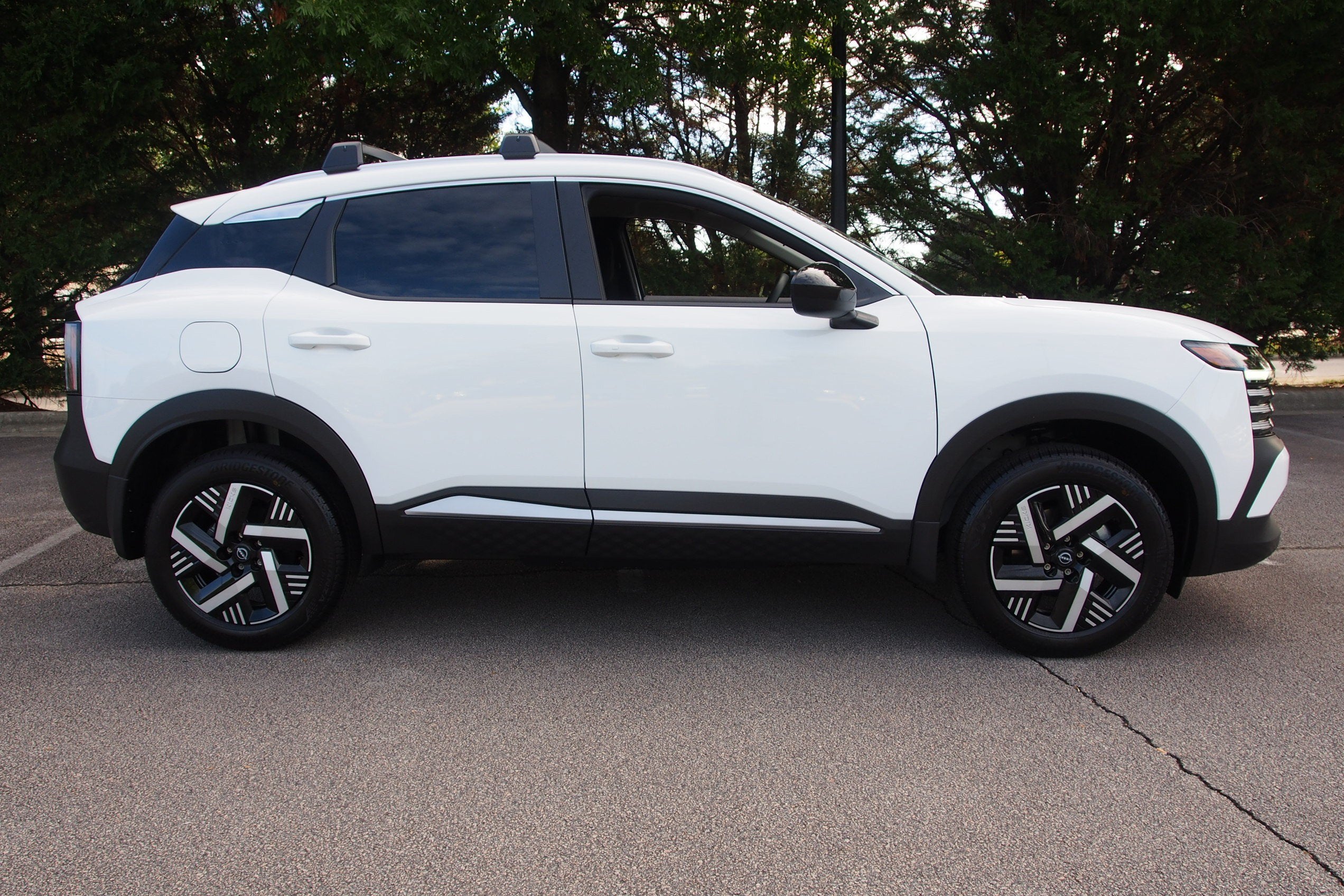 2027 Nissan Kicks SV