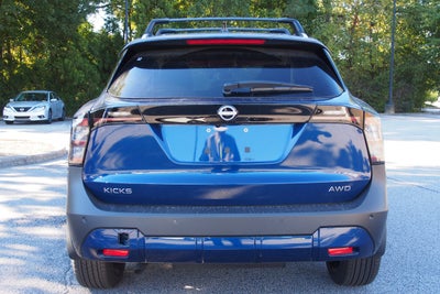 2026 Nissan Kicks SR