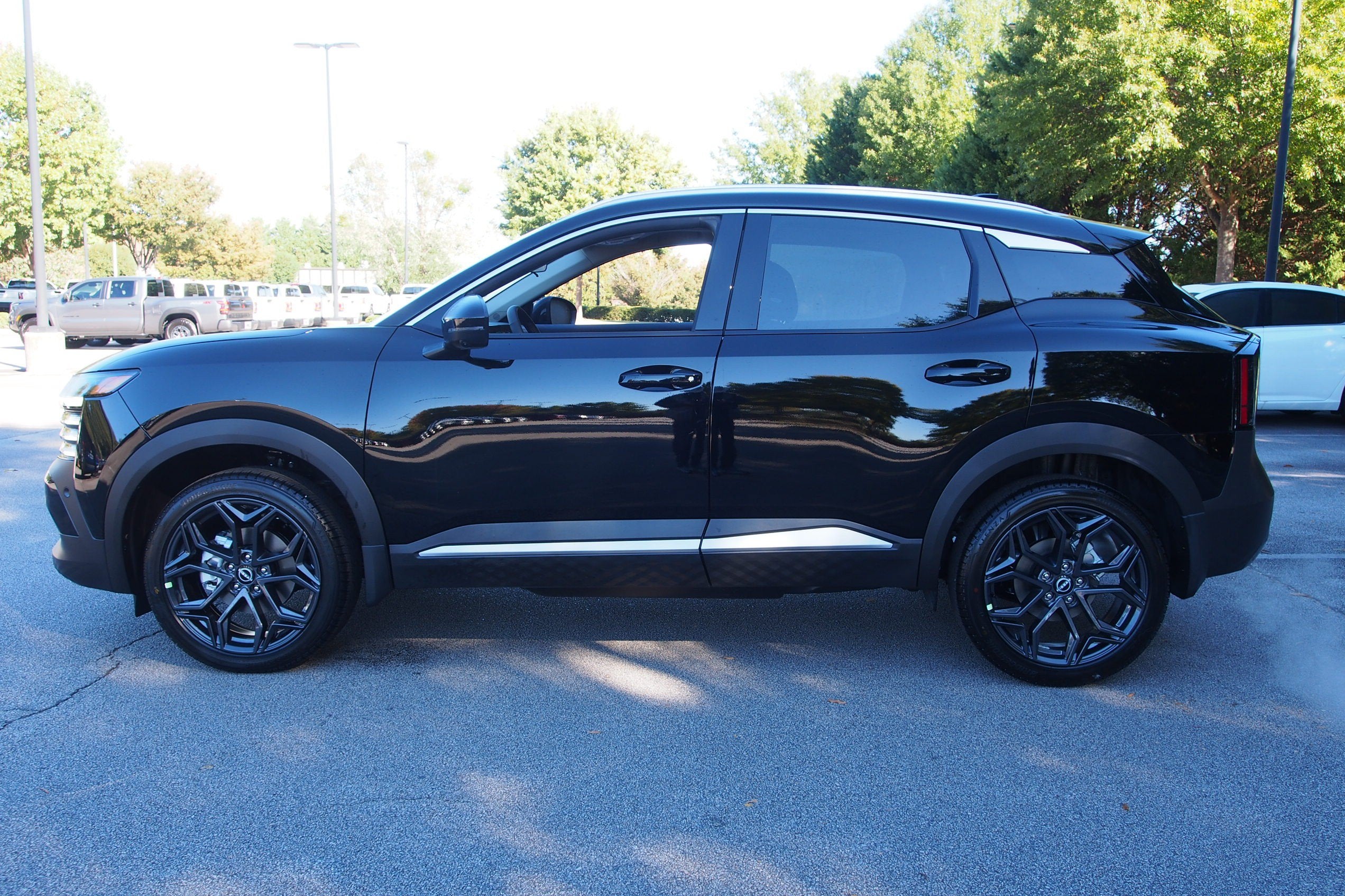 2027 Nissan Kicks SR