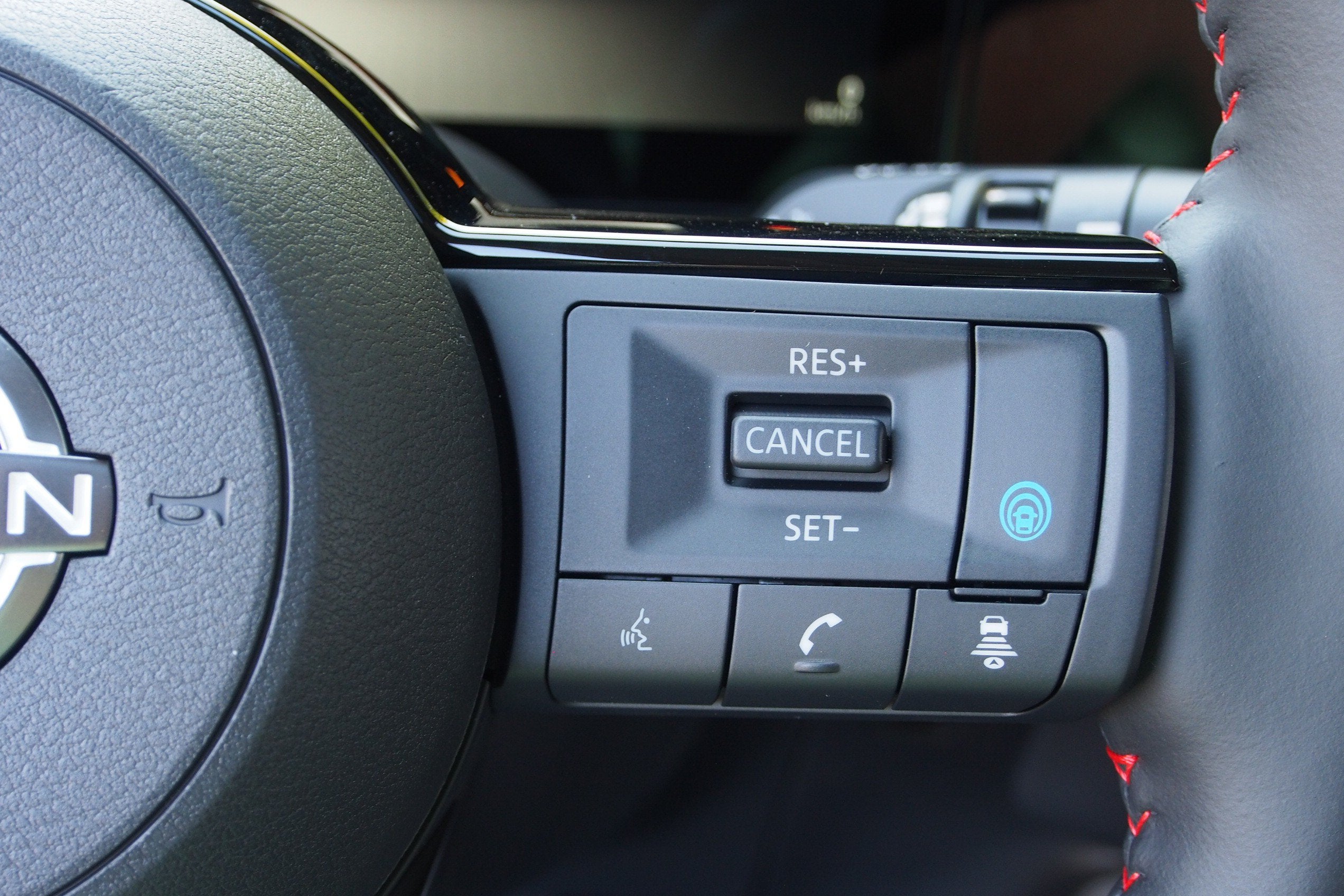 2027 Nissan Kicks SR