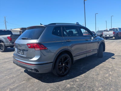 2023 Volkswagen Tiguan SE R-Line Black