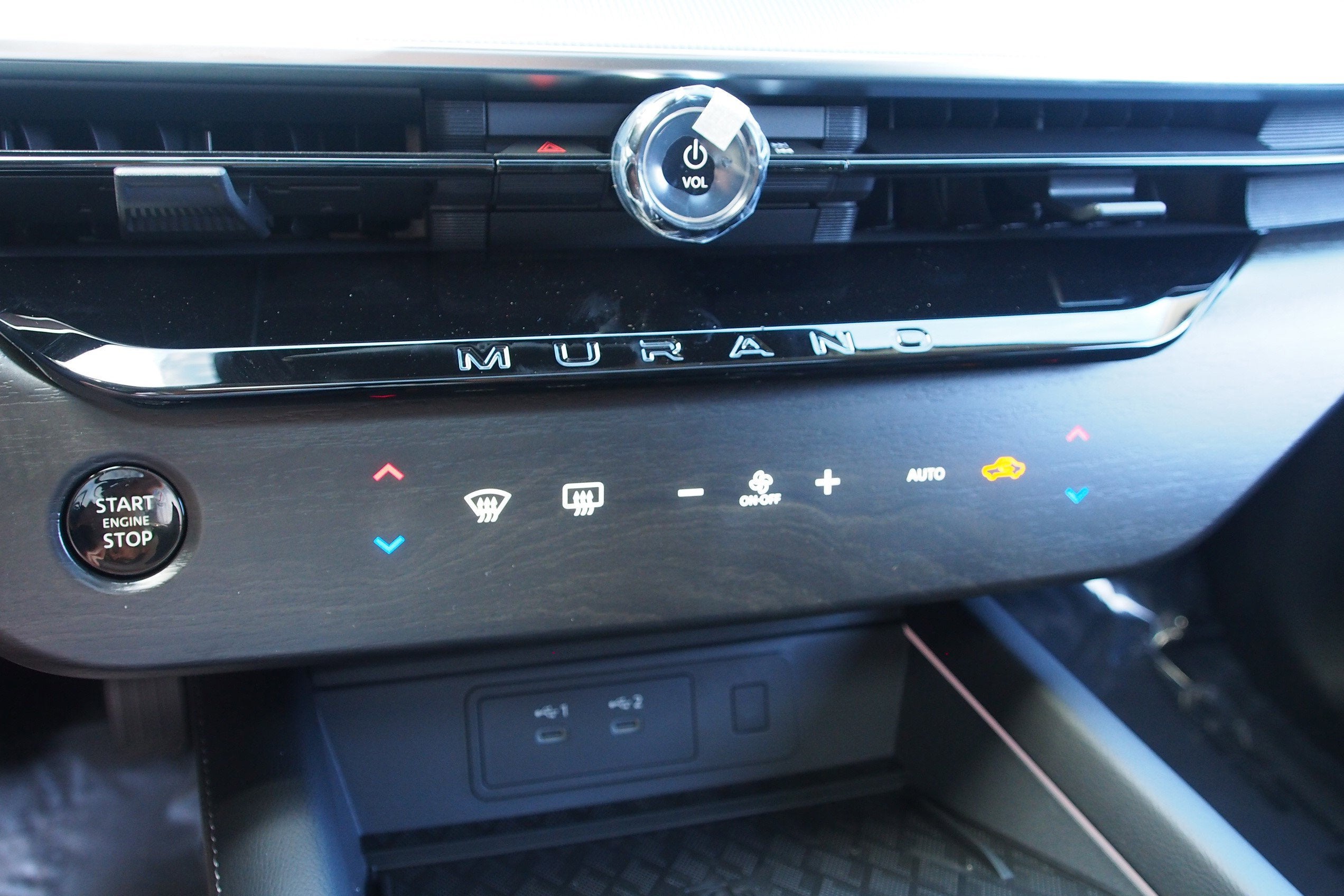 2025 Nissan Murano SL