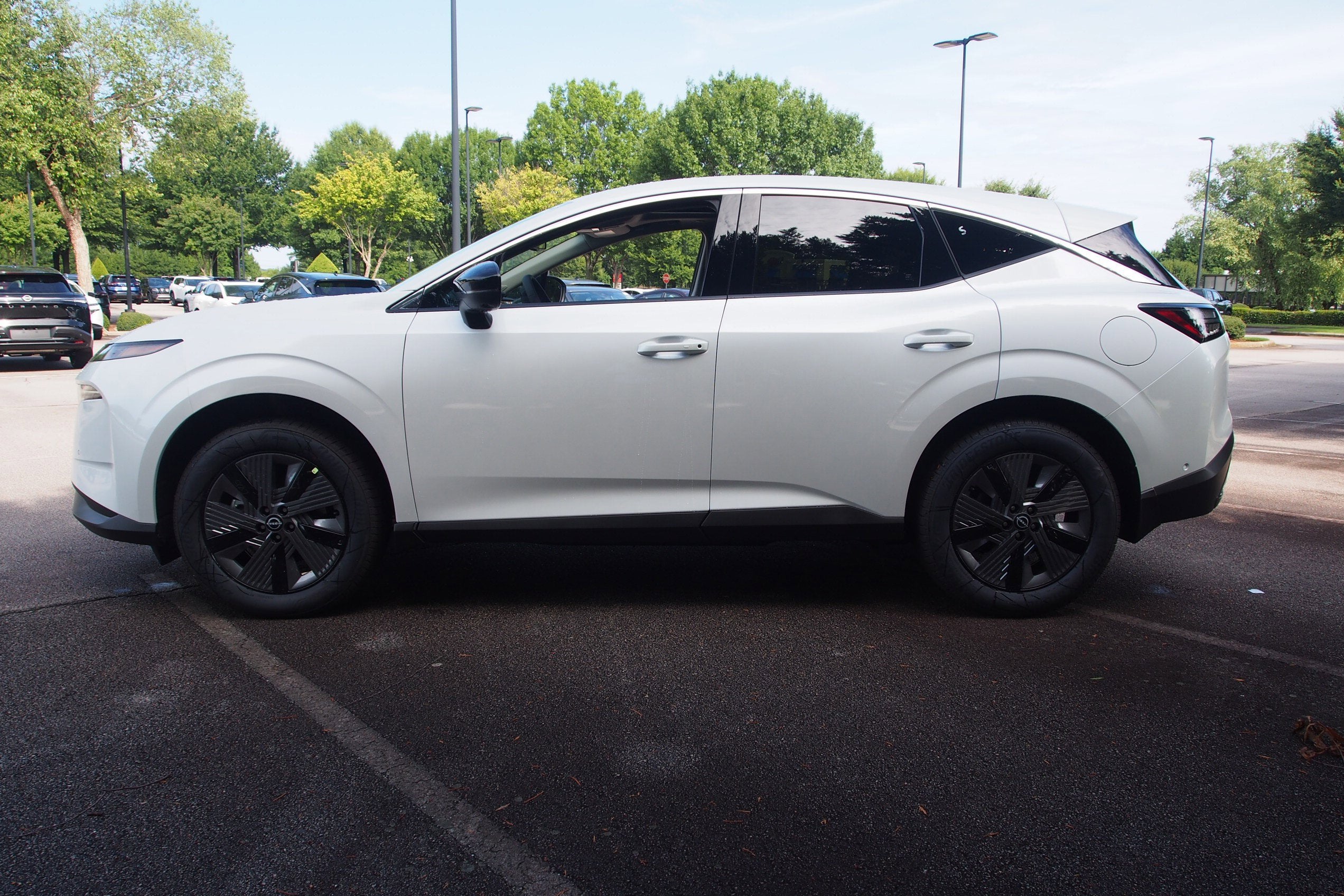 2025 Nissan Murano SL