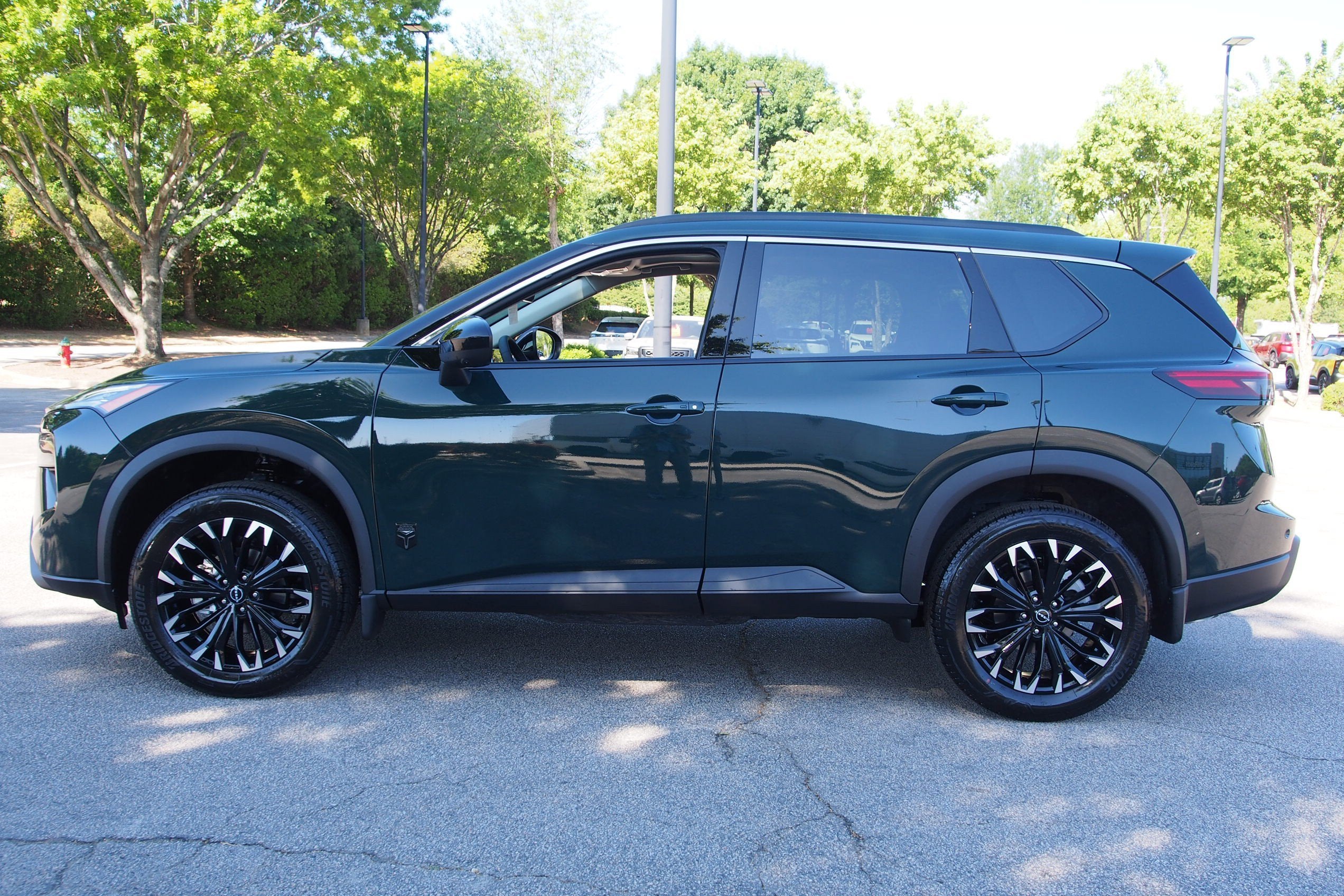 2026 Nissan Rogue Dark Armor