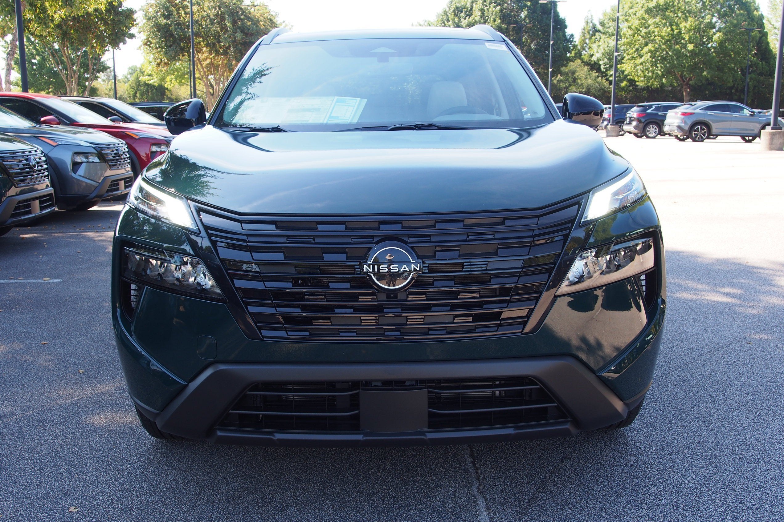 2026 Nissan Rogue Dark Armor