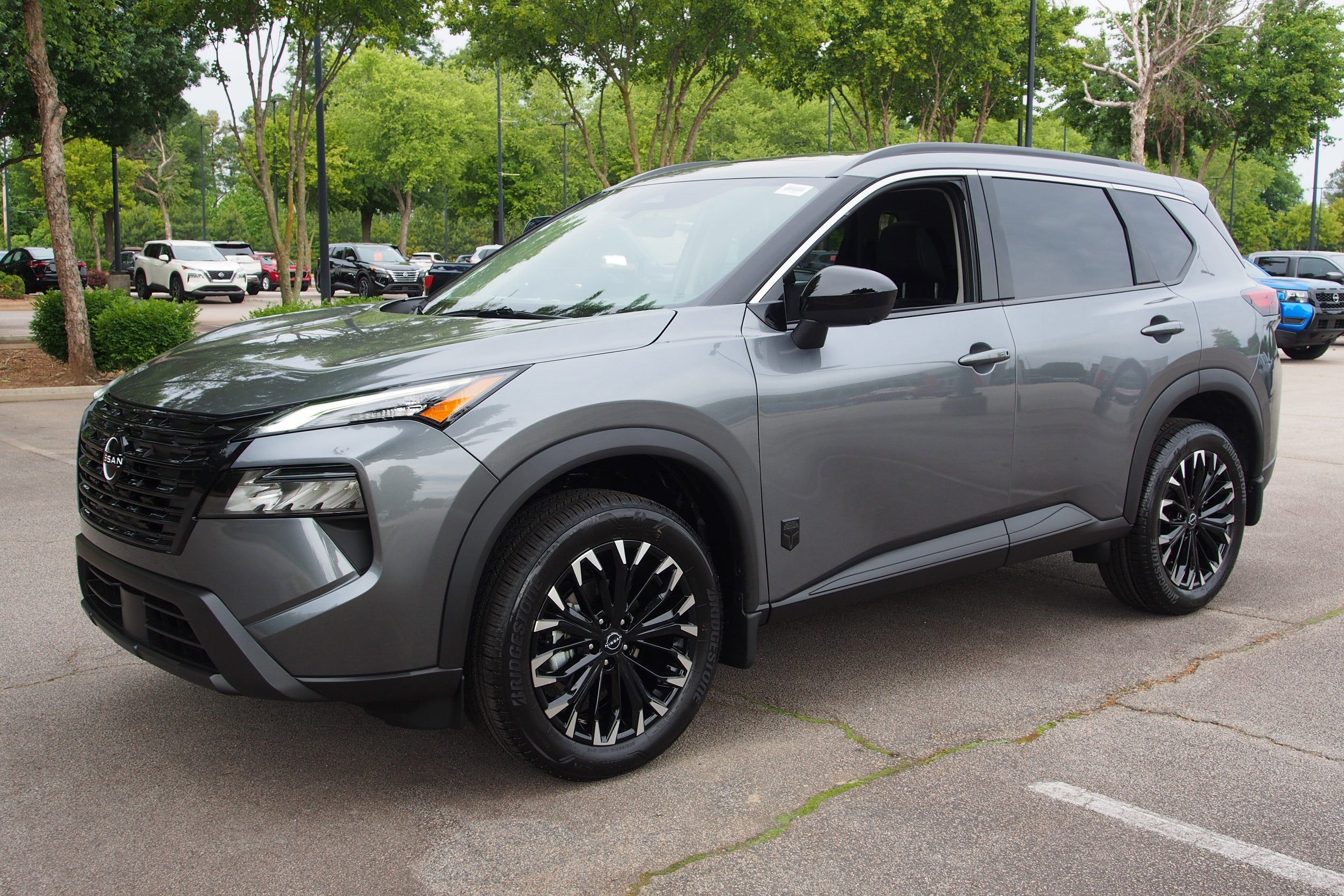 2026 Nissan Rogue Dark Armor