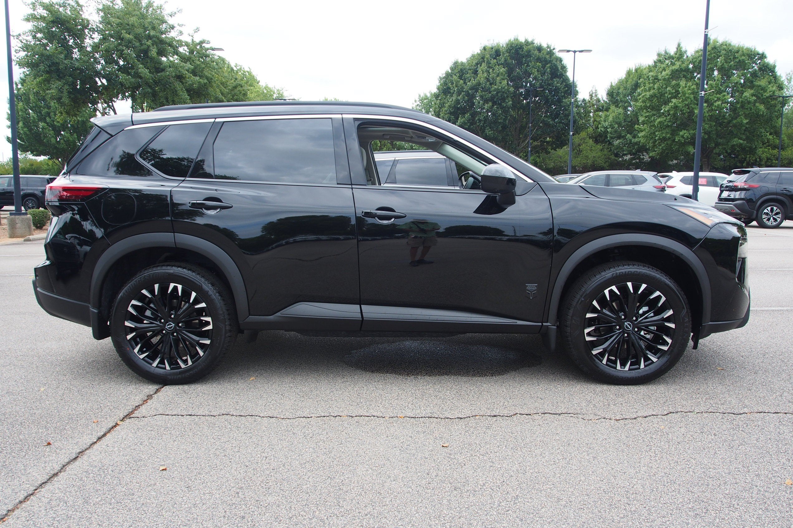 2026 Nissan Rogue Dark Armor