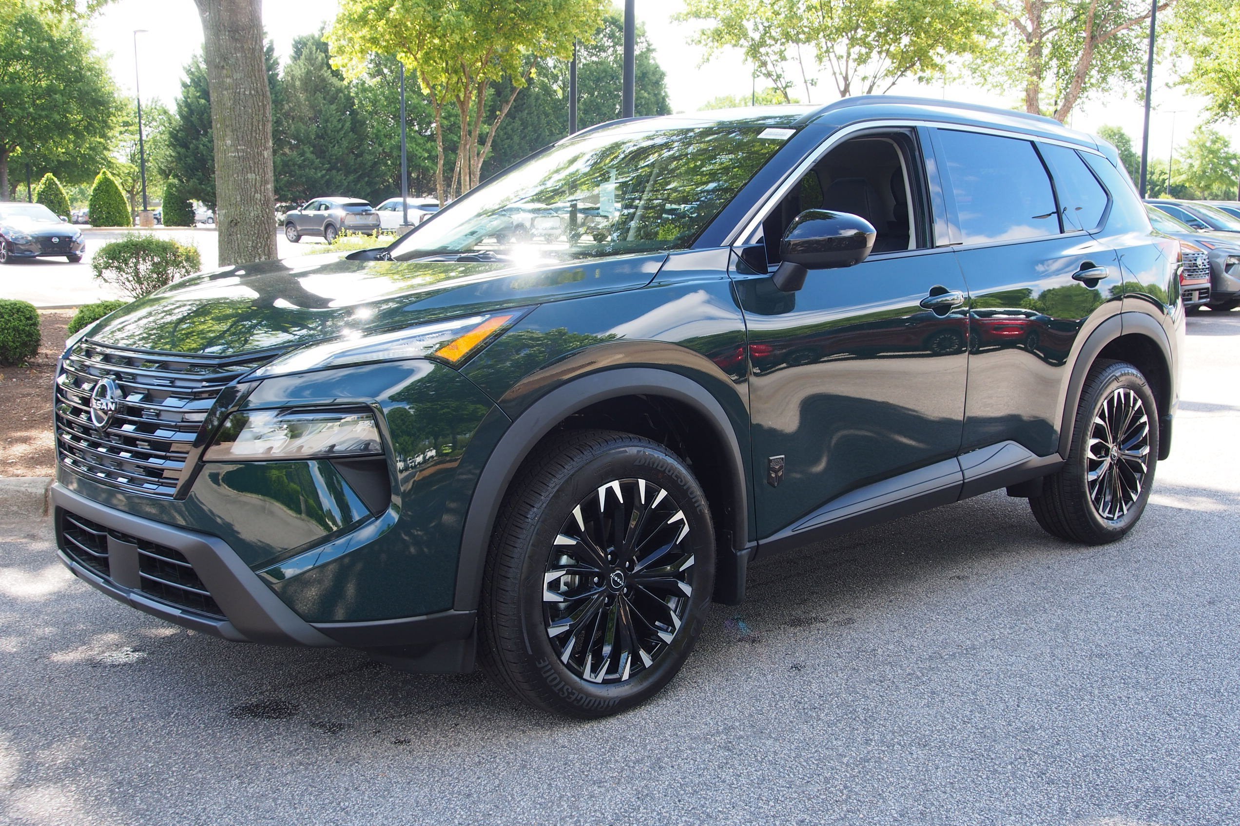 2026 Nissan Rogue Dark Armor