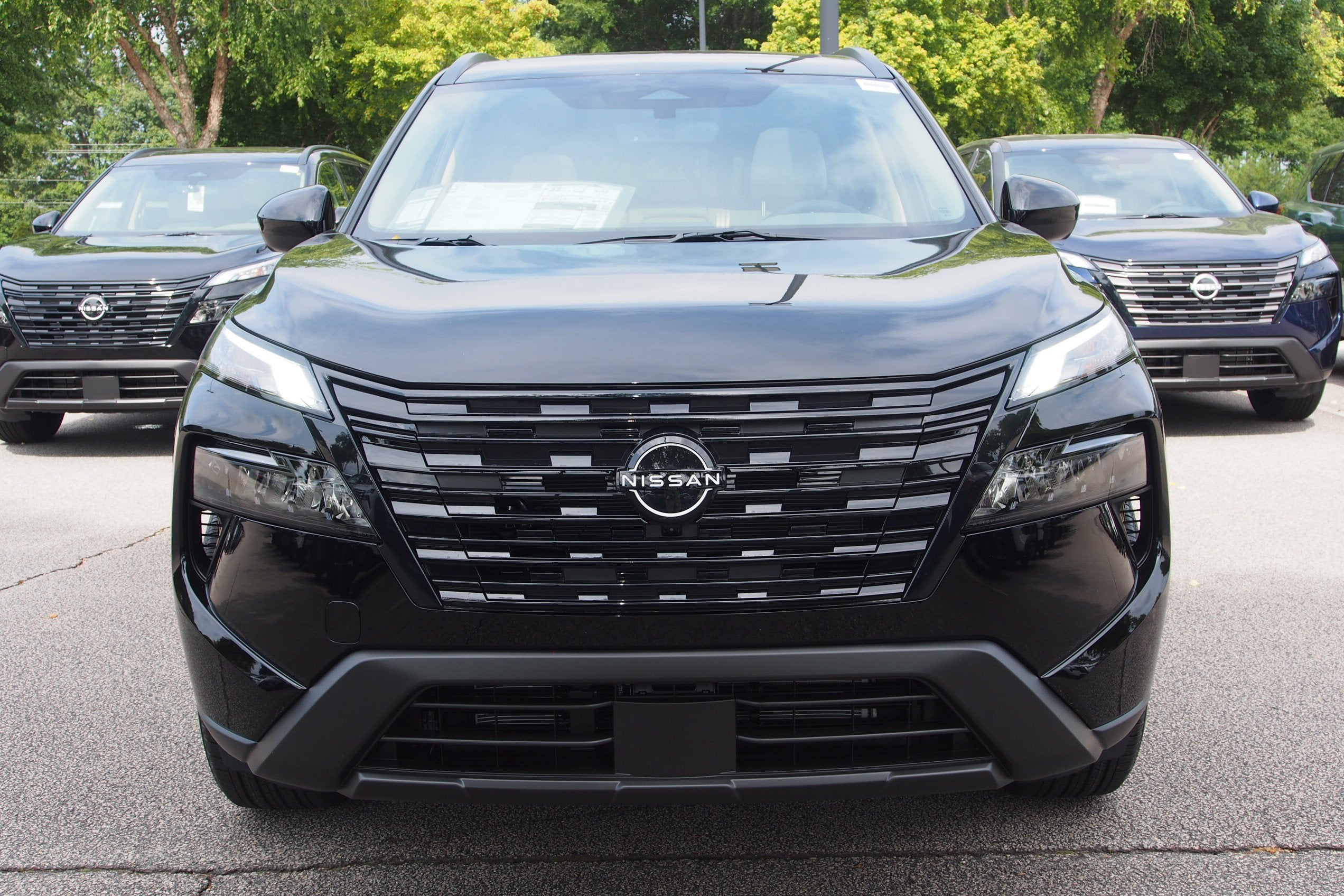 2026 Nissan Rogue Dark Armor