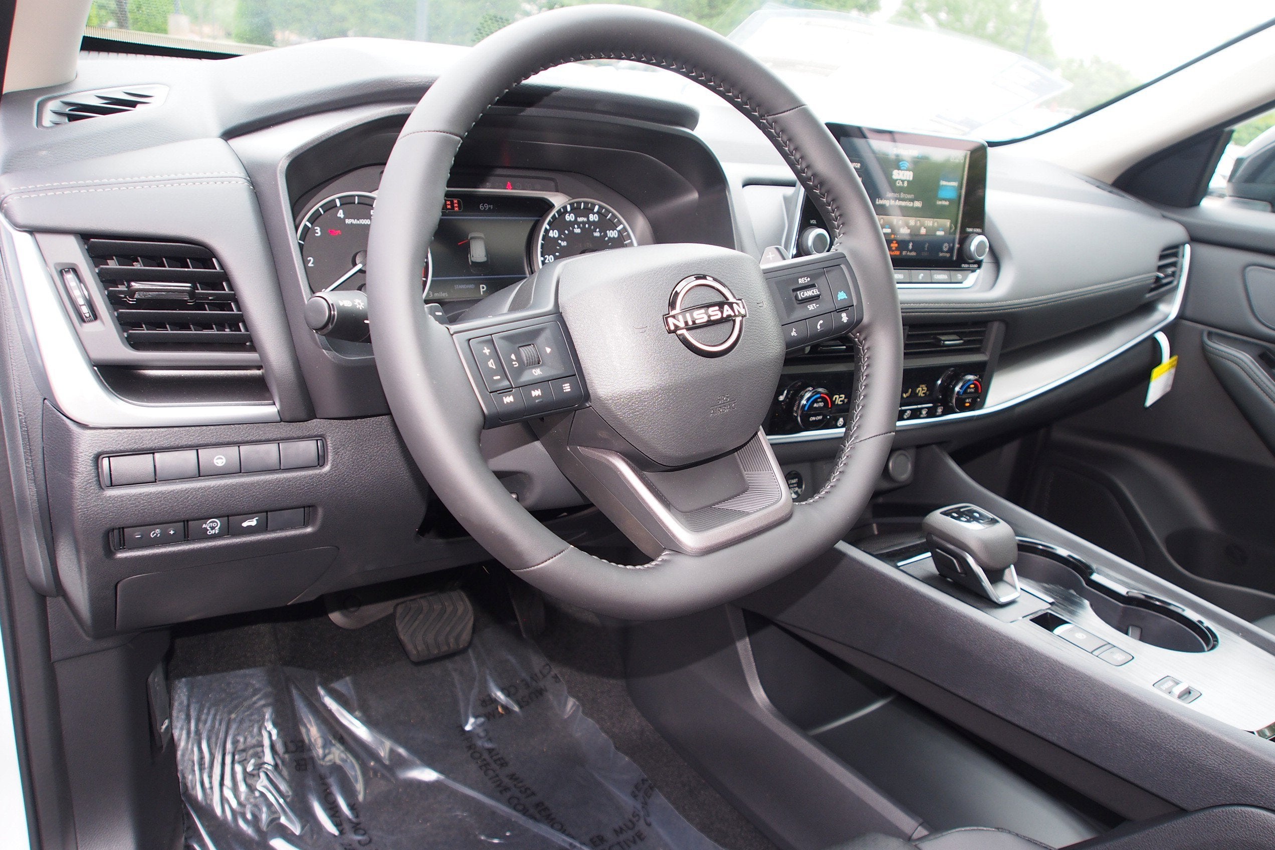 2026 Nissan Rogue Dark Armor